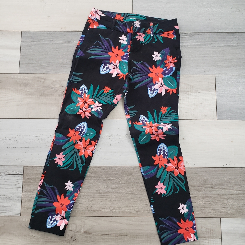 Floral pixie pants